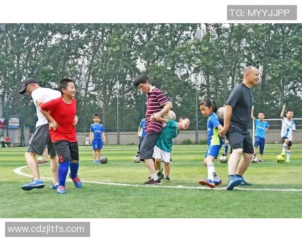 即将迎来新生命的足球明星准爸爸是谁揭秘他们的幸福家庭生活
